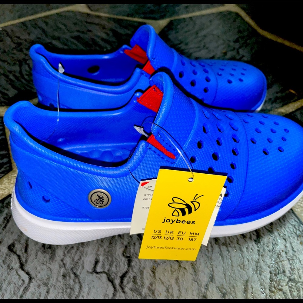 Kids blue Joybees water shoes